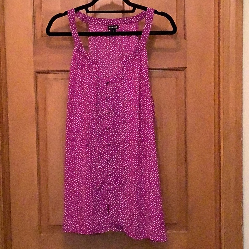 Torrid -Sleeveless Blouse
